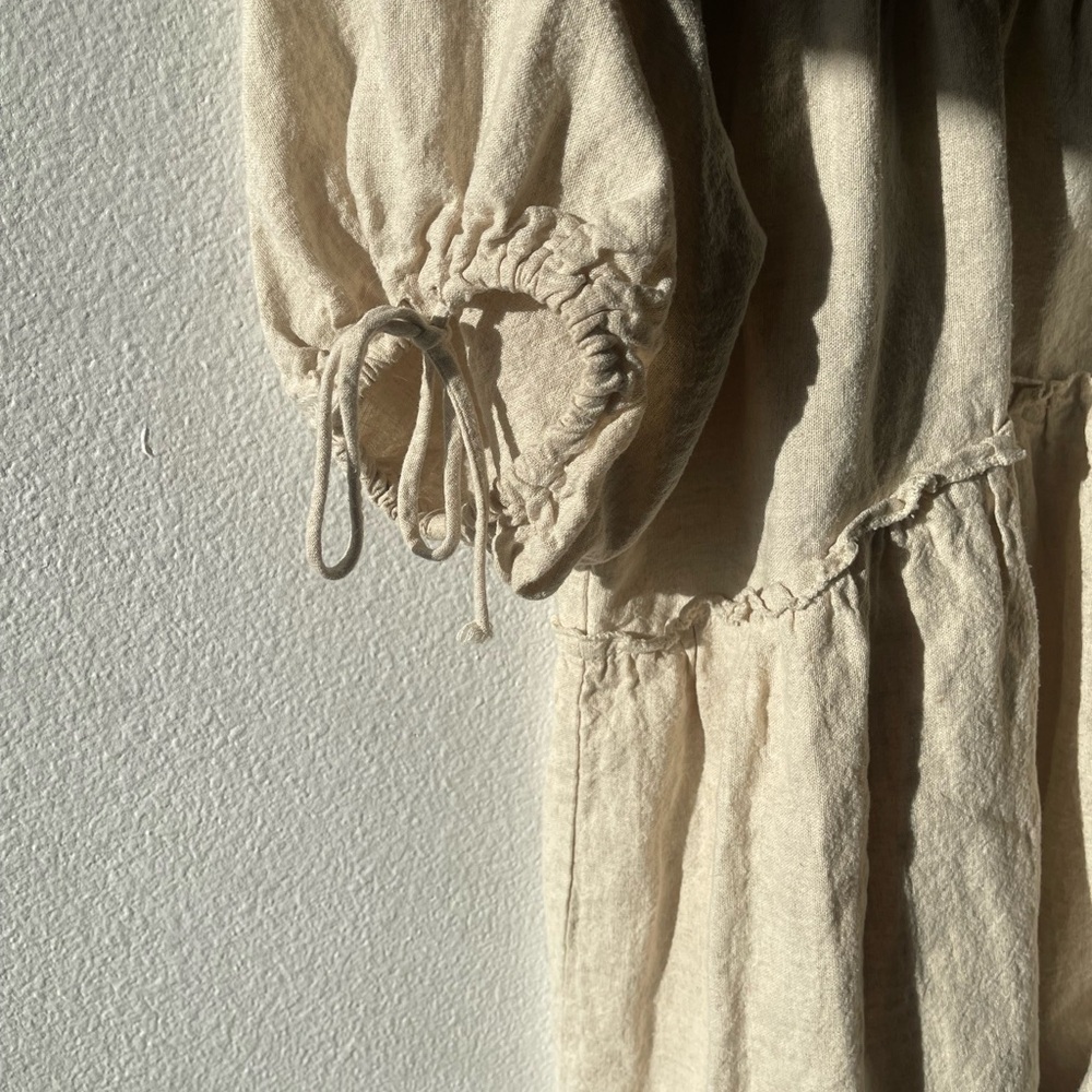 CREAM SHORT DRESS